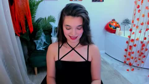 Hannah online show from 10/27/25, 12:09