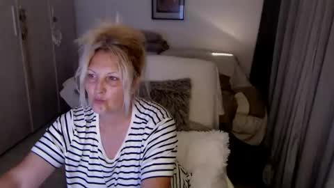 Alexxa online show from 06/12/26, 07:35