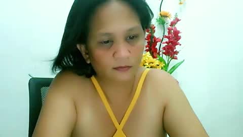 Snapshot of divinegrace10 chatting on 03/06/25, 03:56     Divine Grace Close To Your Hear online show from 03/06/25, 03:56