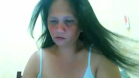 Snapshot of divinegrace10 chatting on 10/20/25, 05:30     Divine Grace Close To Your Hear online show from 10/20/25, 05:30