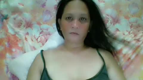     Divine Grace Close To Your Hear online show from 05/24/26, 01:49
