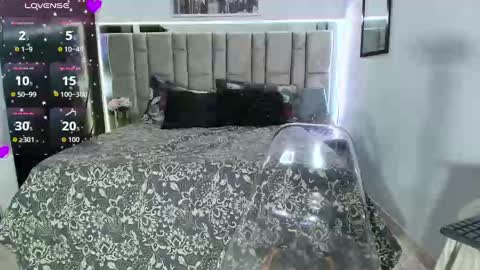 divinepearl online show from 10/02/25, 09:22