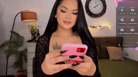    online show from 10/11/25, 01:20