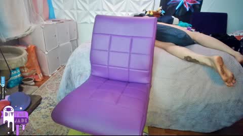 Snapshot of divynejade chatting on 12/11/24, 03:24 Jade Divyne online show from 12/11/24, 03:24