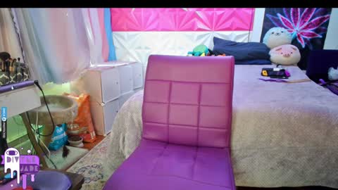 Snapshot of divynejade chatting on 12/21/24, 04:46 Jade Divyne online show from 12/21/24, 04:46