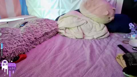 Snapshot of divynejade chatting on 02/22/25, 06:08 Jade Divyne online show from 02/22/25, 06:08