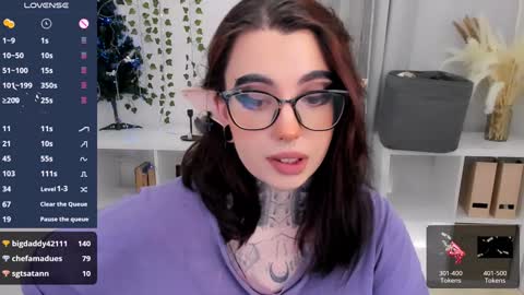Snapshot of dixipixi_ chatting on 12/19/24, 01:29 dixipixi_ online show from 12/19/24, 01:29
