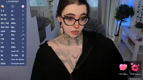 Snapshot of dixipixi_ chatting on 06/26/26, 05:56 dixipixi_ online show from 06/26/26, 05:56