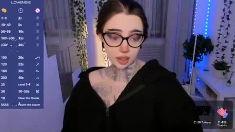 Snapshot of dixipixi_ chatting on 07/02/26, 10:21 dixipixi_ online show from 07/02/26, 10:21