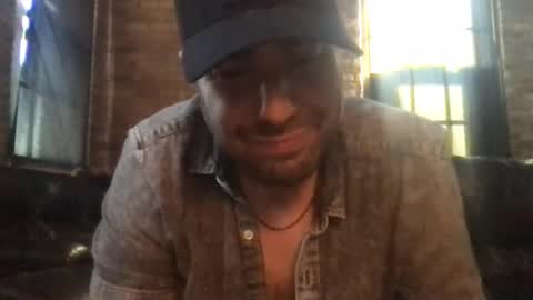 Snapshot of dj_chaterbate chatting on 10/03/25, 07:55 DJ Chaterbate online show from 10/03/25, 07:55