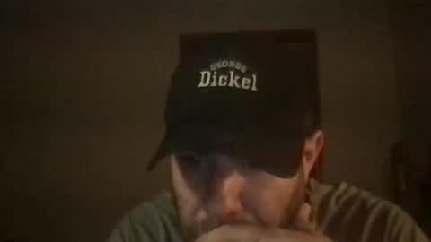 Snapshot of dj_chaterbate chatting on 12/15/25, 08:46 DJ Chaterbate online show from 12/15/25, 08:46