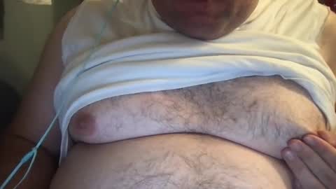 Snapshot of dj_stud chatting on 12/04/25, 03:38 dj_stud online show from 12/04/25, 03:38