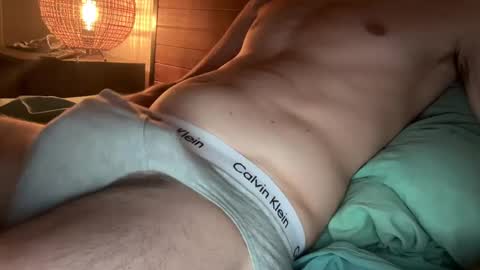 Snapshot of django00 chatting on 02/08/25, 09:56 django00 online show from 02/08/25, 09:56