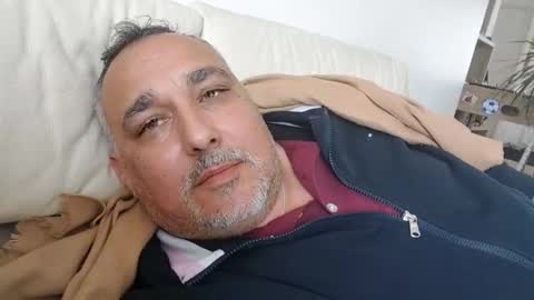 Snapshot of djeauzy77 chatting on 03/30/26, 12:06 djeauzy77 online show from 03/30/26, 12:06