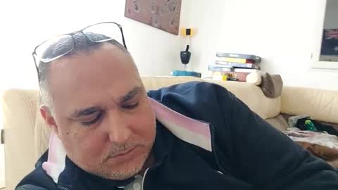 Snapshot of djeauzy77 chatting on 03/31/26, 08:26 djeauzy77 online show from 03/31/26, 08:26