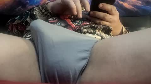 Snapshot of djirie1 chatting on 03/08/25, 10:11 Tunes online show from 03/08/25, 10:11