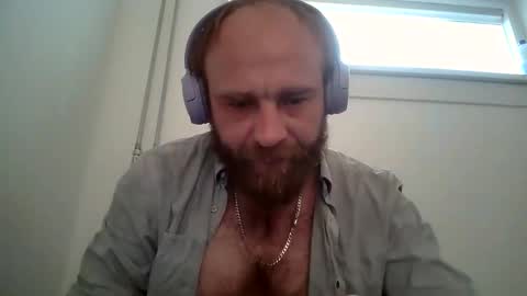 Snapshot of djschoor chatting on 09/12/25, 05:24 djschoor online show from 09/12/25, 05:24