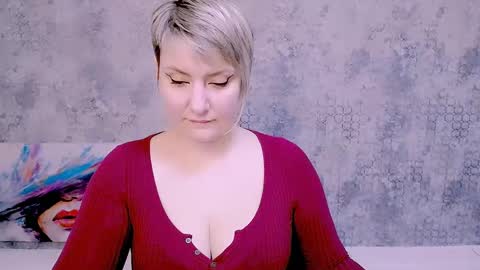 Snapshot of djullia chatting on 01/31/25, 10:10 djullia online show from 01/31/25, 10:10