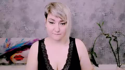 djullia online show from 06/15/26, 06:15