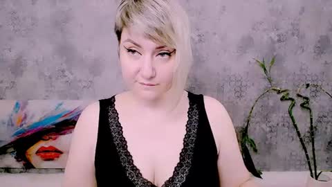 djullia online show from 06/26/26, 06:51