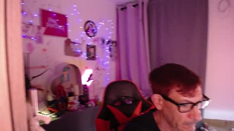 Snapshot of dlacarra chatting on 12/28/24, 03:04 David Lucky 13 online show from 12/28/24, 03:04