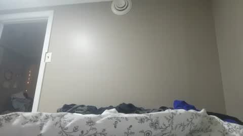 dmeh68 online show from 03/25/26, 07:58