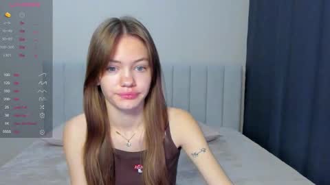 Polly and Kiriko online show from 09/09/25, 09:25