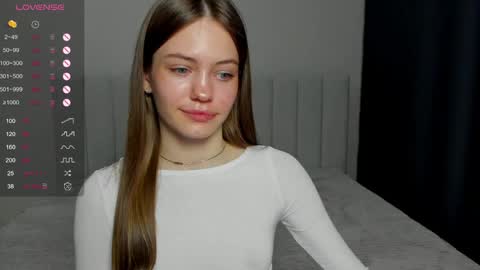 Snapshot of do_dick chatting on 04/19/26, 02:49 Polly and Kiriko online show from 04/19/26, 02:49