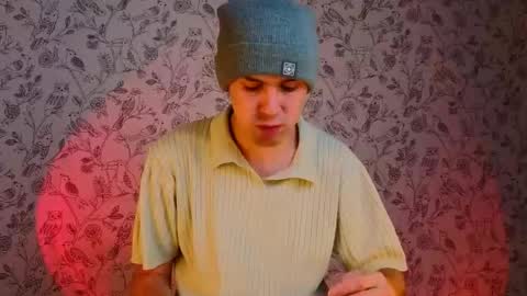 Robert online show from 04/19/26, 02:55