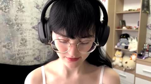 Snapshot of dodiebabikian chatting on 09/20/25, 12:06 Annie PVT IS OPEN online show from 09/20/25, 12:06