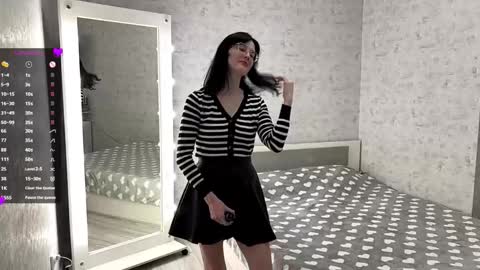 Snapshot of dodiebabikian chatting on 10/03/25, 06:16 Annie PVT IS OPEN online show from 10/03/25, 06:16