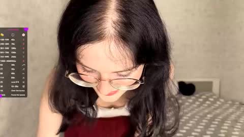 Snapshot of dodiebabikian chatting on 10/18/25, 09:15 Annie PVT IS OPEN online show from 10/18/25, 09:15