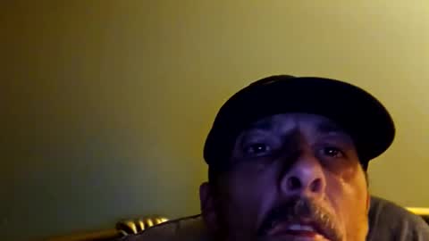 Snapshot of dogbone999081 chatting on 10/08/25, 02:09 dogbone999081 online show from 10/08/25, 02:09