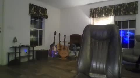 dogluc7 online show from 12/07/24, 05:37