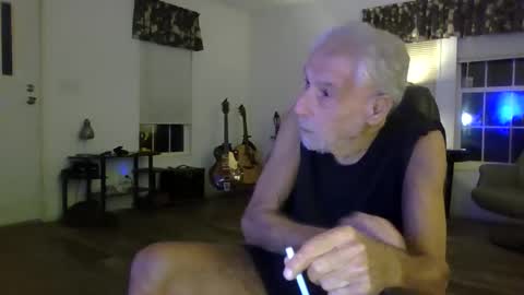 dogluc7 online show from 01/02/25, 01:49