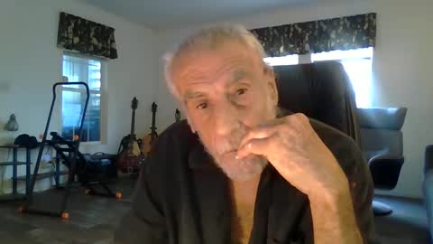 dogluc7 online show from 02/27/25, 09:58