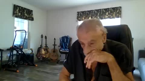 dogluc7 online show from 03/02/25, 06:51