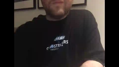 Snapshot of dolce555 chatting on 02/02/25, 05:37 dolce555 online show from 02/02/25, 05:37