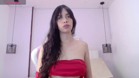 Dolce online show from 12/13/24, 03:21