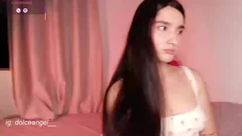 Snapshot of dolceangel__ chatting on 09/18/25, 04:03 Blair online show from 09/18/25, 04:03