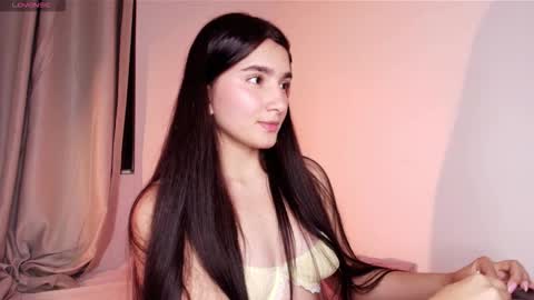 Snapshot of dolceangel__ chatting on 10/27/25, 02:26 Blair online show from 10/27/25, 02:26