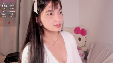 Snapshot of dolceangel__ chatting on 05/06/26, 03:35 Blair online show from 05/06/26, 03:35