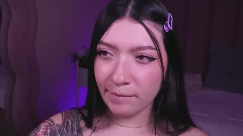 Snapshot of dolcexx chatting on 12/15/25, 08:02 Dolcexx online show from 12/15/25, 08:02