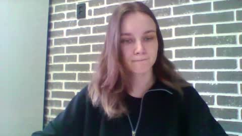 Snapshot of dolcezza_ chatting on 04/06/26, 11:11 dolcezza_ online show from 04/06/26, 11:11