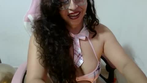 Snapshot of doll78latin chatting on 04/23/26, 02:41 doll78latin online show from 04/23/26, 02:41
