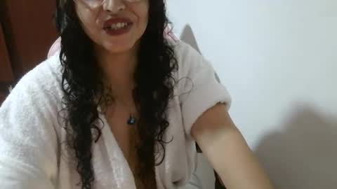 Snapshot of doll78latin chatting on 05/02/26, 12:04 doll78latin online show from 05/02/26, 12:04