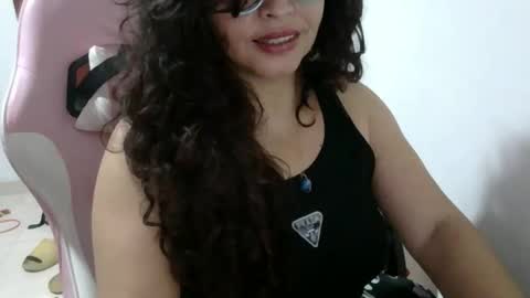 Snapshot of doll78latin chatting on 05/06/26, 02:11 doll78latin online show from 05/06/26, 02:11