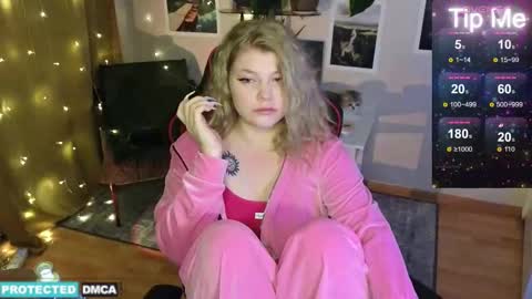 Chloe online show from 01/13/25, 03:56