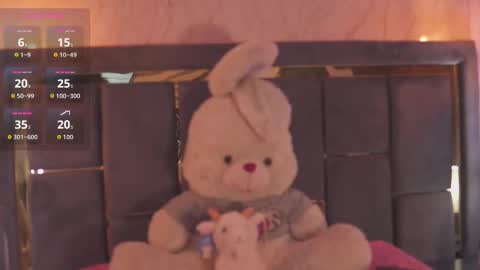 doll_daisy_ online show from 10/18/25, 11:33