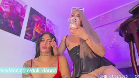 Snapshot of doll_danna chatting on 02/02/25, 01:23 Luciana           My   online show from 02/02/25, 01:23